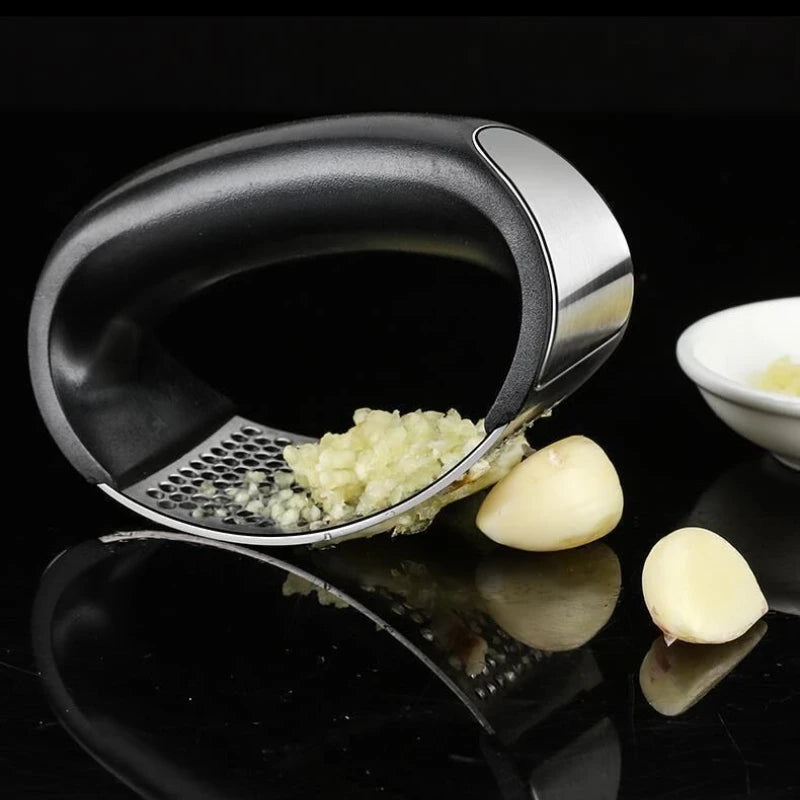 Garlic Master: Stainless Steel Garlic Crusher